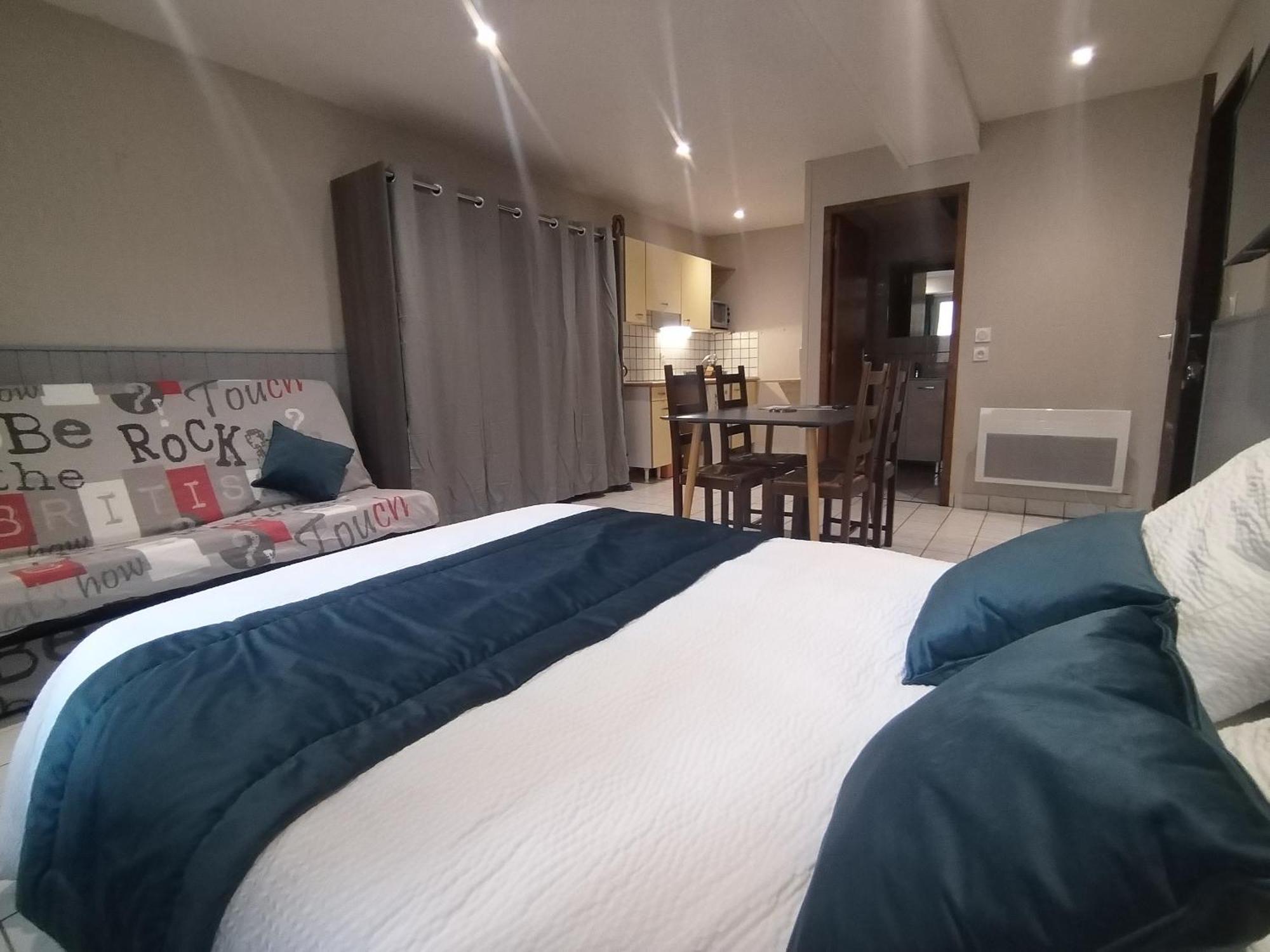 Ferienwohnung Latre Freres Location Lourdes Exterior foto