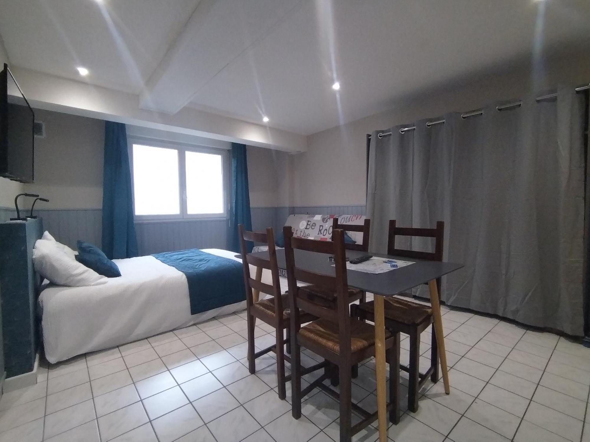 Ferienwohnung Latre Freres Location Lourdes Exterior foto
